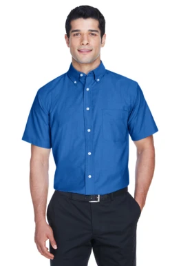 Men's Short-Sleeve Oxford With Stain-Release